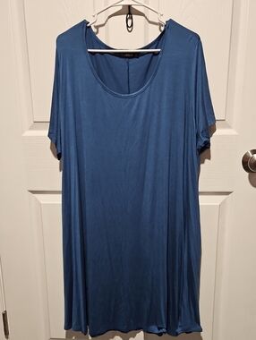 Blue Midi Dress with Scoop Neck